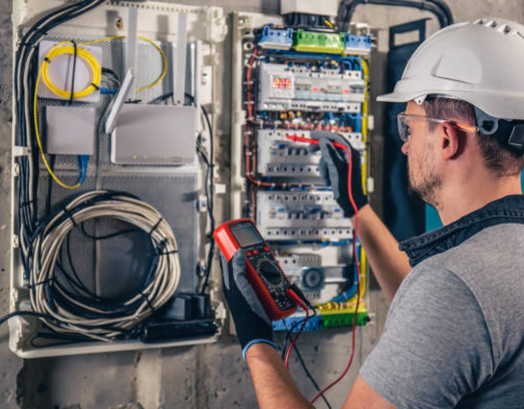 Electrician performing Electrical Repair for a San Jose, CA residence